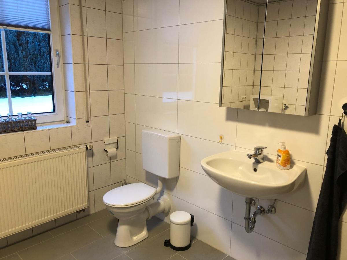 Ferienwohnung Jasmin Haiger Buitenkant foto