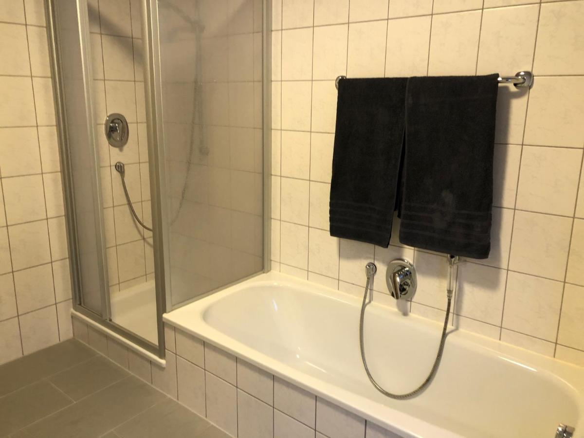 Ferienwohnung Jasmin Haiger Buitenkant foto